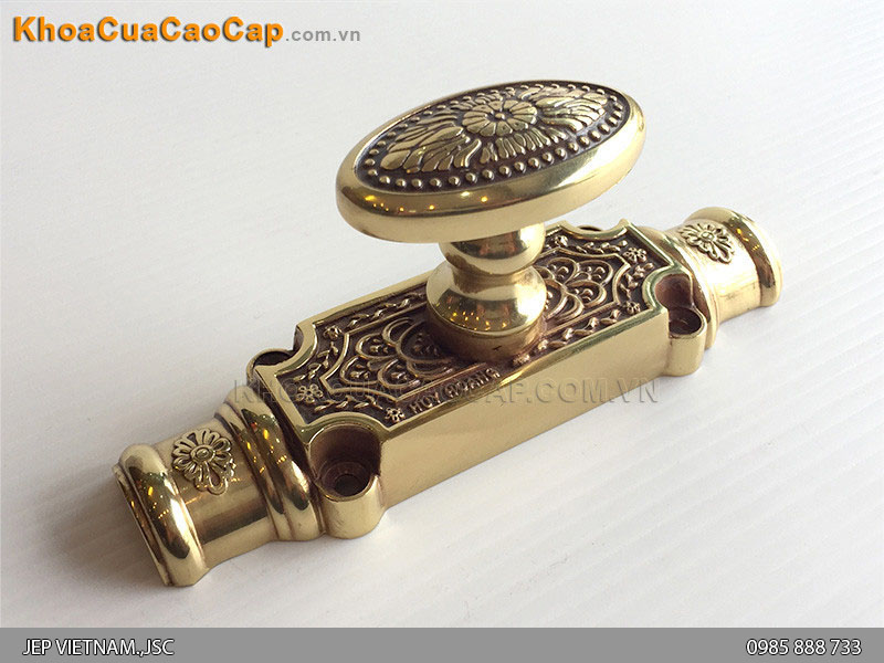 Clemon cửa đi bằng đồng HC02