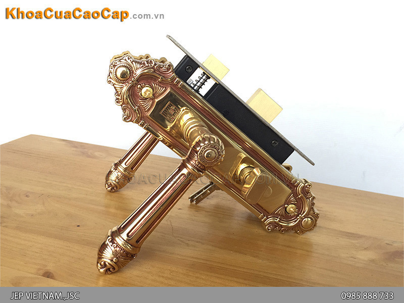 Kh&oacute;a cửa tay gạt bằng đồng HC5826 - ảnh 5