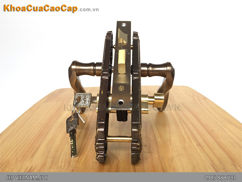 Kh&oacute;a cửa tay nắm bằng đồng HCR 5829 - ảnh 3