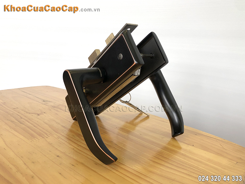 Kh&oacute;a cửa th&ocirc;ng ph&ograve;ng m&agrave;u đen SS5810-ABC - ảnh 5